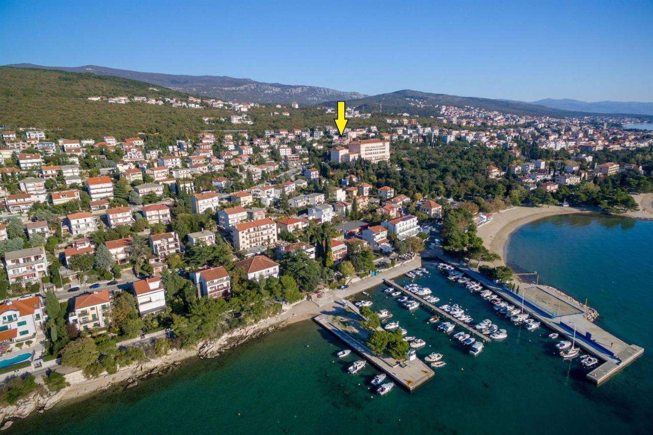 Apartments Dino Crikvenica Εξωτερικό φωτογραφία